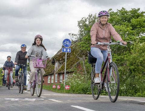 Cykelister til åbningen af cykelstien