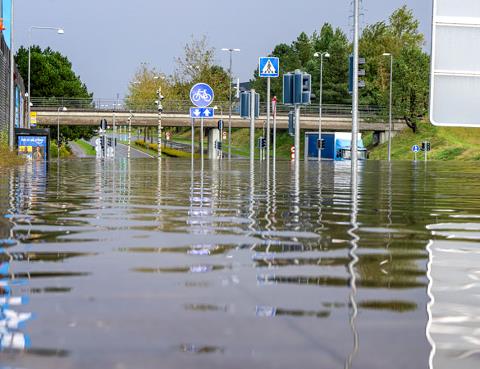 Oversvømmelse ved Bilka-krydset i Esbjerg 